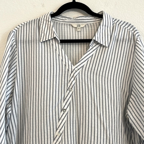 AND Women Button Front Shirt Size 18 White & Blue Stripe 100% Cotton Preppy - Picture 5 of 13